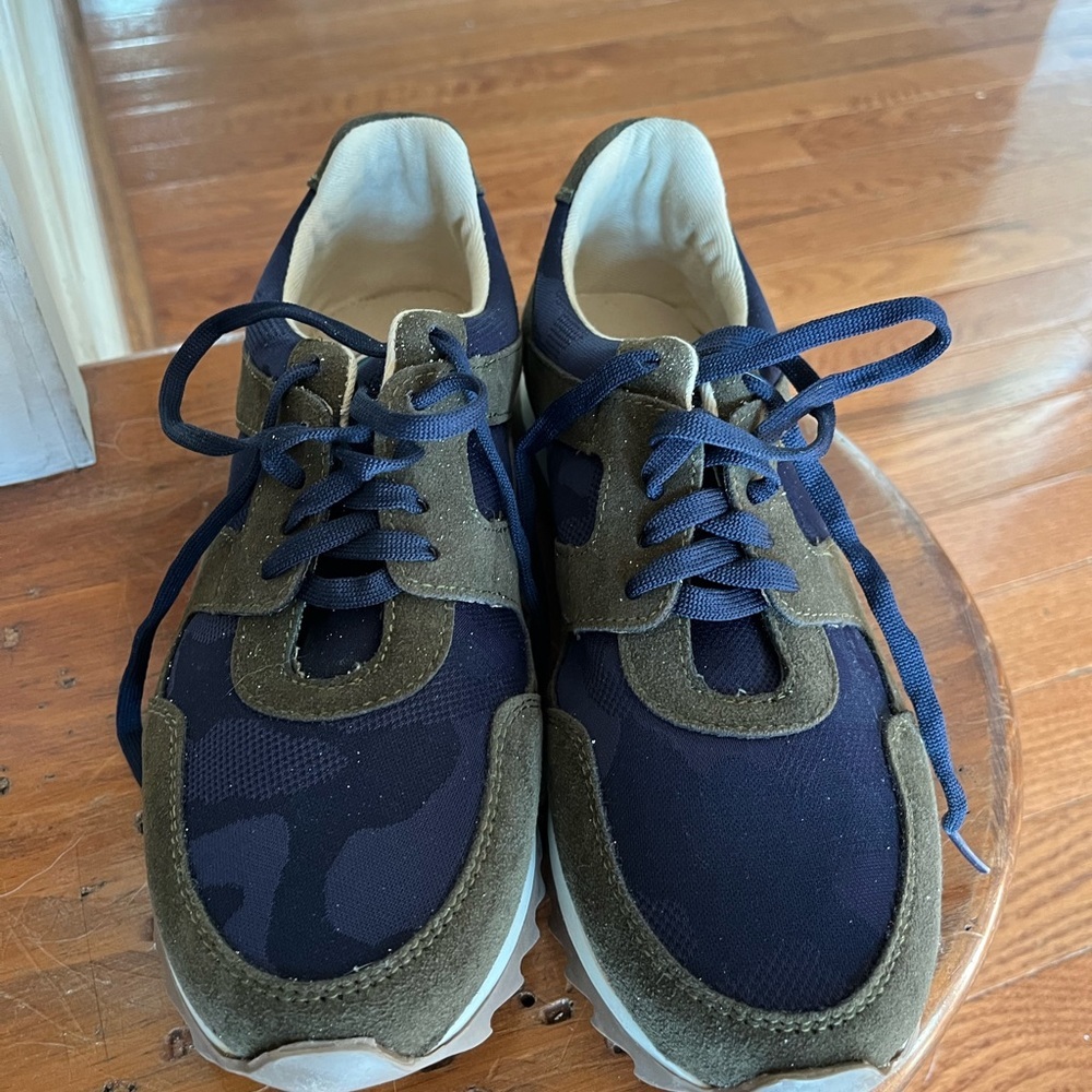 Charleston Shoe Co Chewie fashion sneaker